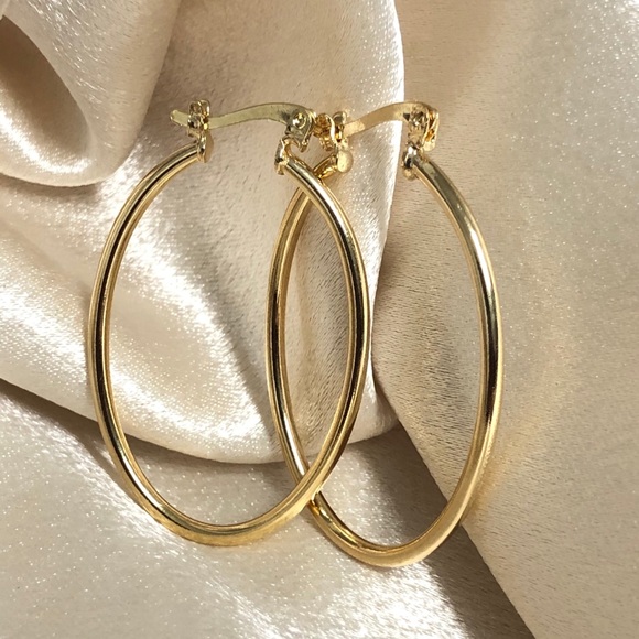 18k Gold Filled Tube Oval Hoop Earrings - Picture 3 of 6